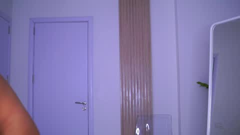 Snapshot of lovingblondie chatting on February 19, 2025, 4:34 am Nora online show from February 19, 2025, 4:34 am