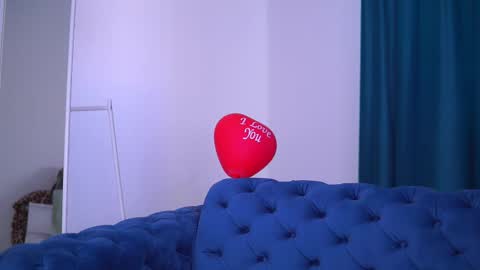 Snapshot of lovingblondie chatting on February 24, 2025, 10:04 am Nora online show from February 24, 2025, 10:04 am