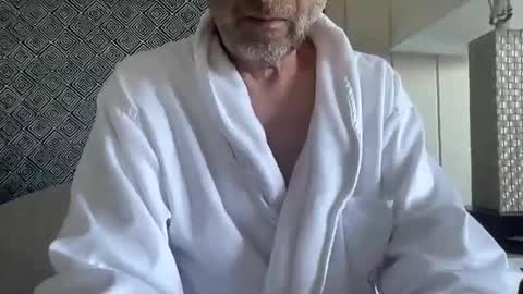 Snapshot of lqi chatting on September 12, 2025, 1:00 pm lqi online show from September 12, 2025, 1:00 pm