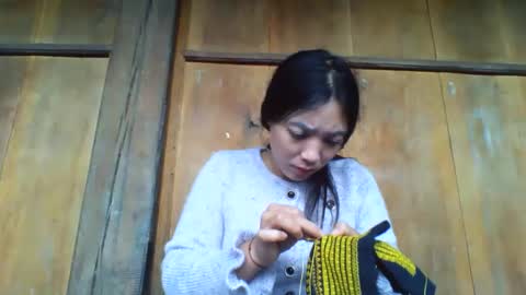 lsmbaby online show from October 20, 2025, 2:56 am