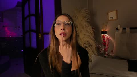 Snapshot of lua_ferch_ chatting on January 14, 2025, 12:45 pm ---Goys incredible photographs online show from January 14, 2025, 12:45 pm