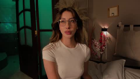 Snapshot of lua_ferch_ chatting on January 21, 2025, 11:55 pm ---Goys incredible photographs online show from January 21, 2025, 11:55 pm