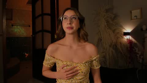 Snapshot of lua_ferch_ chatting on February 8, 2025, 12:28 pm ---Goys incredible photographs online show from February 8, 2025, 12:28 pm