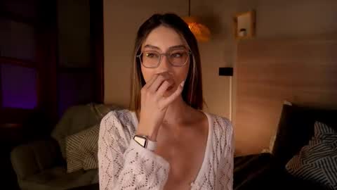 Snapshot of lua_ferch_ chatting on November 13, 2025, 1:10 pm ---Goys incredible photographs online show from November 13, 2025, 1:10 pm