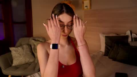 Snapshot of lua_ferch_ chatting on November 27, 2025, 1:35 pm ---Goys incredible photographs online show from November 27, 2025, 1:35 pm