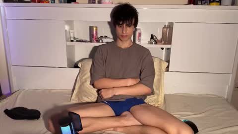 Snapshot of luan2006lovecarti chatting on September 24, 2025, 3:32 am luan online show from September 24, 2025, 3:32 am