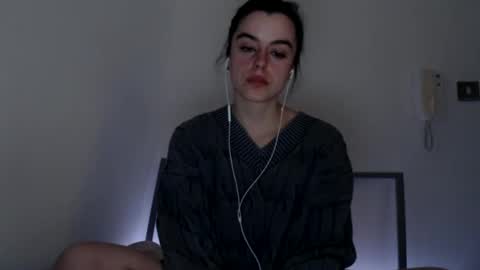 luana online show from December 14, 2024, 10:28 pm