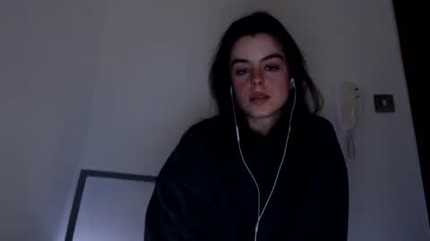 luana online show from December 17, 2024, 10:22 pm