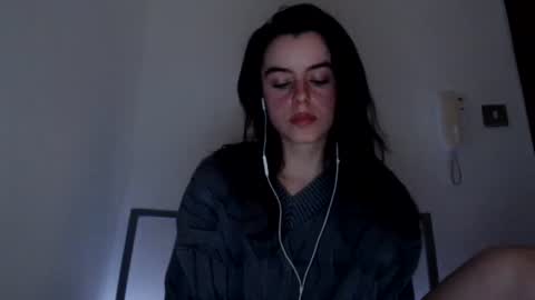 luana online show from December 19, 2024, 10:21 pm