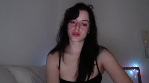 luana online show from September 10, 2025, 9:37 pm