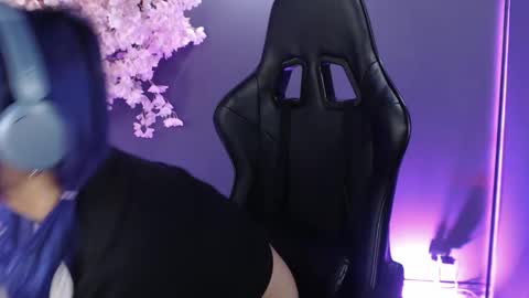 Snapshot of luaneter chatting on December 3, 2025, 5:11 pm Luan online show from December 3, 2025, 5:11 pm