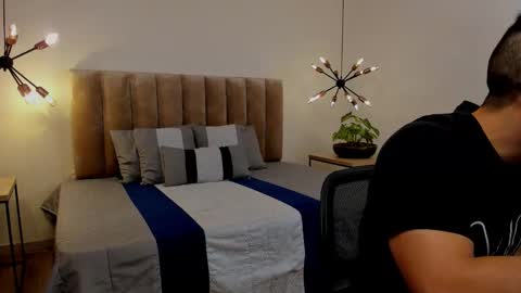 Snapshot of luca_morettii chatting on September 9, 2025, 12:15 pm luca_morettii online show from September 9, 2025, 12:15 pm