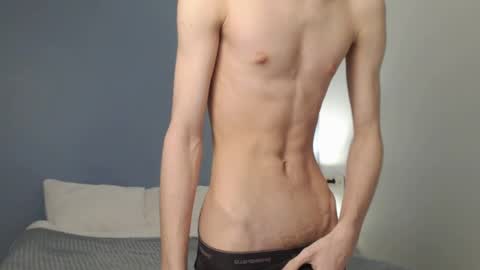 lucacharm online show from March 12, 2025, 11:33 pm