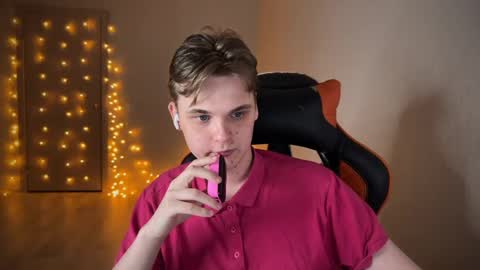 Snapshot of lucas_dany chatting on January 17, 2025, 10:34 pm Lucas Gill online show from January 17, 2025, 10:34 pm