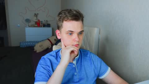 Snapshot of lucas_dany chatting on November 30, 2025, 5:06 pm Lucas Gill online show from November 30, 2025, 5:06 pm