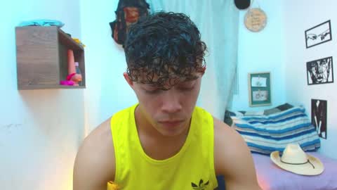 Snapshot of lucas_luxx1 chatting on September 15, 2025, 1:00 pm Lucas Luxx online show from September 15, 2025, 1:00 pm