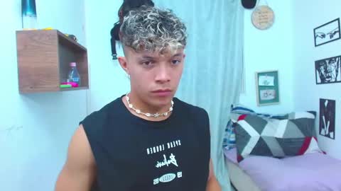 Snapshot of lucas_luxx1 chatting on October 8, 2025, 3:53 pm Lucas Luxx online show from October 8, 2025, 3:53 pm