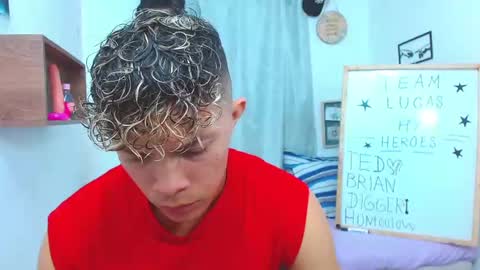 Snapshot of lucas_luxx1 chatting on October 17, 2025, 2:52 pm Lucas Luxx online show from October 17, 2025, 2:52 pm