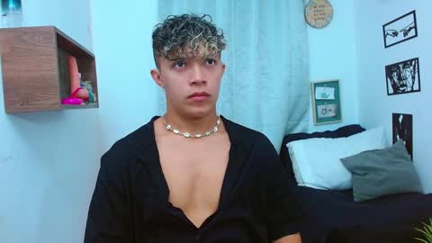 Snapshot of lucas_luxx1 chatting on November 9, 2025, 12:58 pm Lucas Luxx online show from November 9, 2025, 12:58 pm