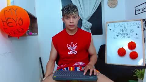 Snapshot of lucas_luxx1 chatting on December 3, 2025, 11:52 am Lucas Luxx online show from December 3, 2025, 11:52 am