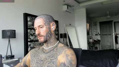 lucasexclusive online show from December 11, 2024, 3:56 am