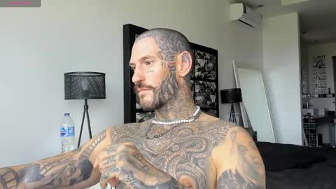 lucasexclusive online show from January 3, 2025, 6:55 am