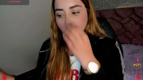 lucia star  online show from January 2, 2025, 7:29 pm