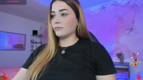 lucia star  online show from February 28, 2025, 11:56 pm