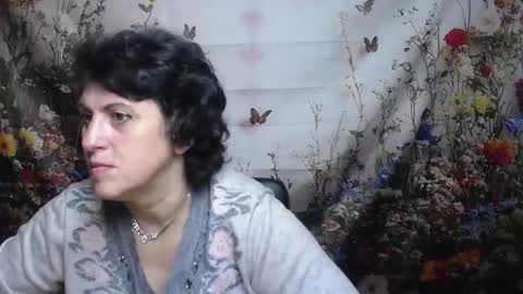 Snapshot of luciami chatting on September 12, 2025, 4:56 am LuciaMi online show from September 12, 2025, 4:56 am