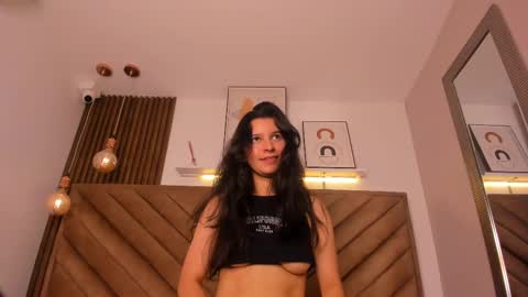 Luci  online show from February 22, 2025, 3:36 pm