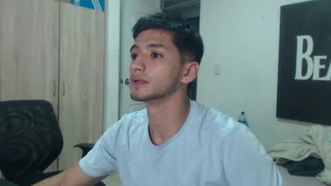 Snapshot of lucifferr_ chatting on March 5, 2025, 11:27 pm leonel online show from March 5, 2025, 11:27 pm