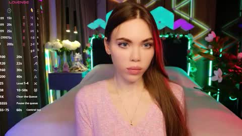 MimiFors online show from October 16, 2025, 5:58 pm