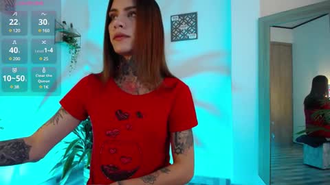 luciiana online show from December 12, 2024, 9:37 pm