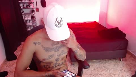 luciifer_hills online show from December 19, 2024, 8:55 pm