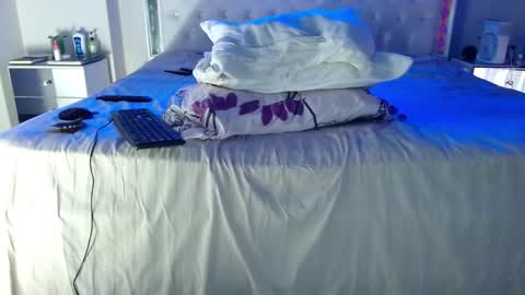 luciifer_hills online show from December 25, 2024, 11:43 am