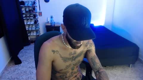 luciifer_hills online show from December 26, 2024, 5:19 pm