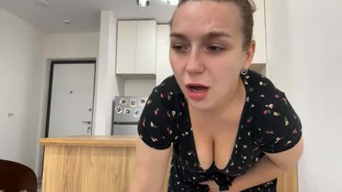 lucky_foryou_baby online show from November 5, 2025, 6:46 am