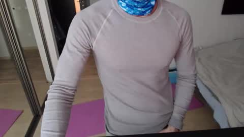 Iron Jhon online show from October 30, 2025, 3:35 pm