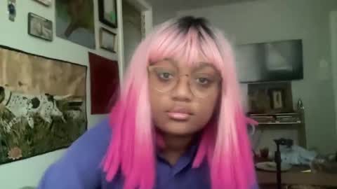 Snapshot of luckylaci777 chatting on September 29, 2025, 6:24 pm luckylaci777 online show from September 29, 2025, 6:24 pm