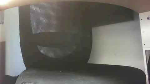 Snapshot of luckyluke2k chatting on December 17, 2024, 11:39 am Lucky online show from December 17, 2024, 11:39 am