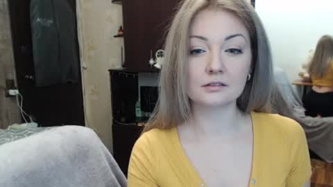 Snapshot of luckyshotgirl chatting on December 28, 2024, 2:21 pm LuckyShot online show from December 28, 2024, 2:21 pm