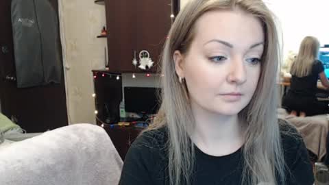 Snapshot of luckyshotgirl chatting on January 2, 2025, 1:08 pm LuckyShot online show from January 2, 2025, 1:08 pm