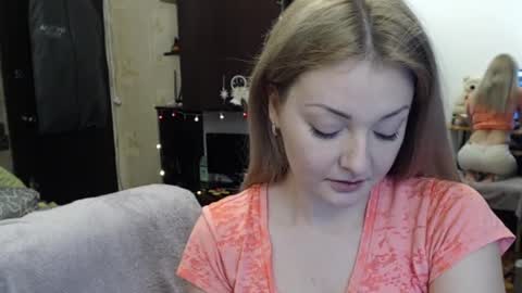 Snapshot of luckyshotgirl chatting on January 7, 2025, 8:21 pm LuckyShot online show from January 7, 2025, 8:21 pm