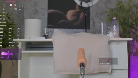 Snapshot of luckystrikee_ chatting on March 11, 2025, 2:10 am Alice online show from March 11, 2025, 2:10 am