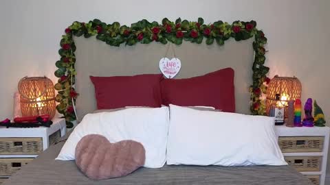 Lucy online show from February 10, 2025, 9:15 pm