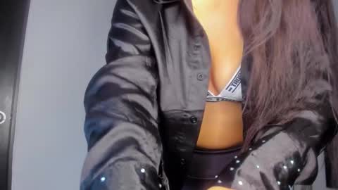 Snapshot of lucy__23 chatting on October 26, 2025, 4:07 am online show from October 26, 2025, 4:07 am