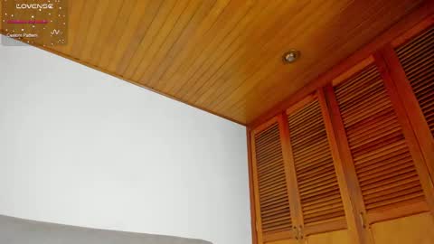 Snapshot of lucy__77 chatting on February 5, 2025, 9:07 pm Hello my name is Lucy nice to meet you thumb up is important for me kisses online show from February 5, 2025, 9:07 pm