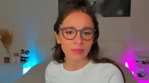 Snapshot of lucy__ray chatting on February 23, 2025, 10:20 pm lucy__ray online show from February 23, 2025, 10:20 pm