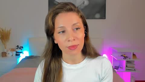 Snapshot of lucy__ray chatting on February 28, 2025, 12:32 am lucy__ray online show from February 28, 2025, 12:32 am