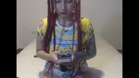 Snapshot of lucy_dreams69 chatting on January 2, 2025, 9:07 pm Lucia online show from January 2, 2025, 9:07 pm